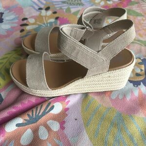 Sorel Beige Suede Wedge Sandals